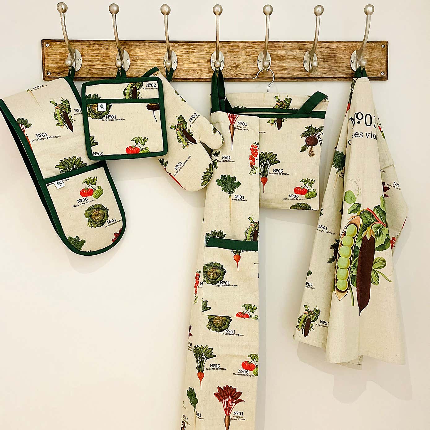 RHS by Dexam Benary Vegetables Set of 2 Tea Towels