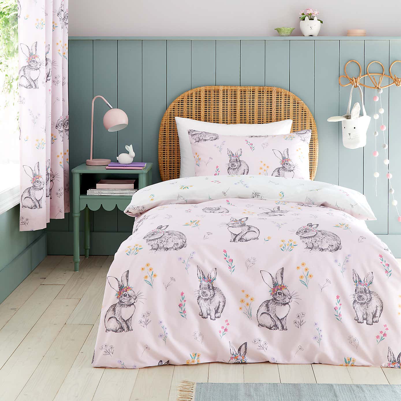 Catherine Lansfield Bunny Tails Ditsy Flowers Duvet Cover and Pillowcase Set