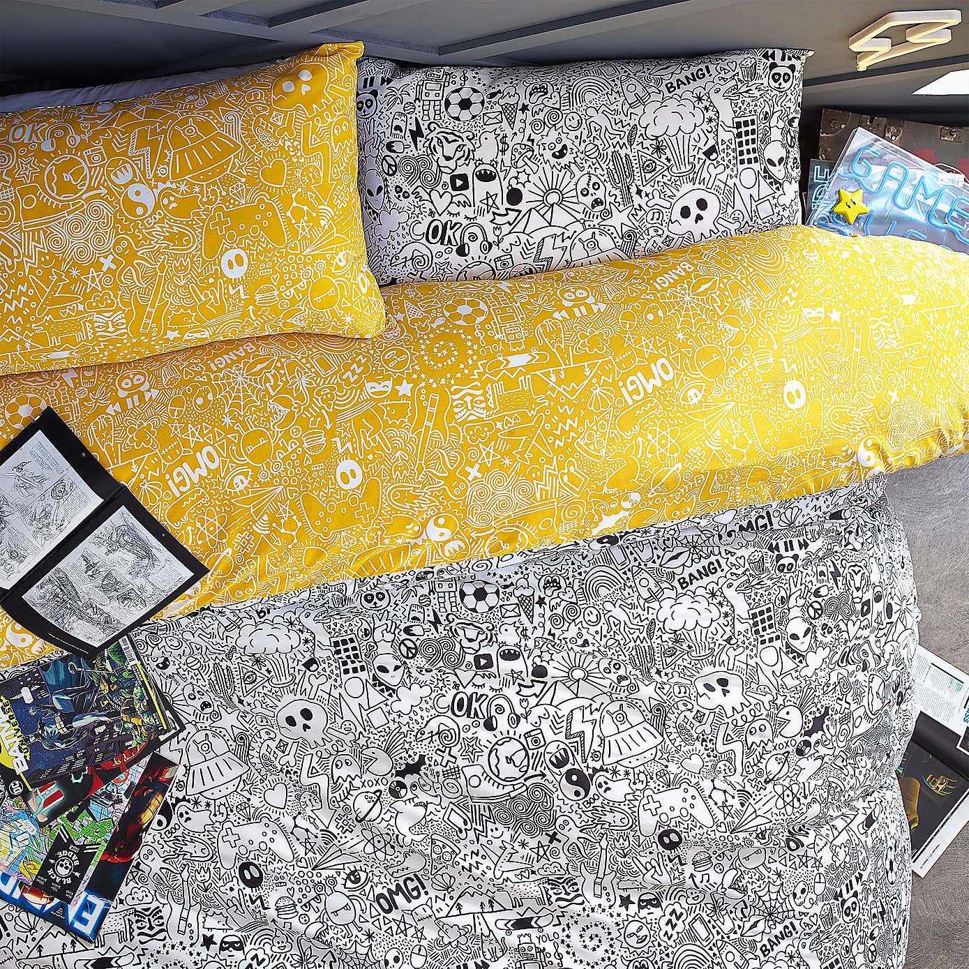 Style Lab Doodles Duvet Cover and Pillowcase Set