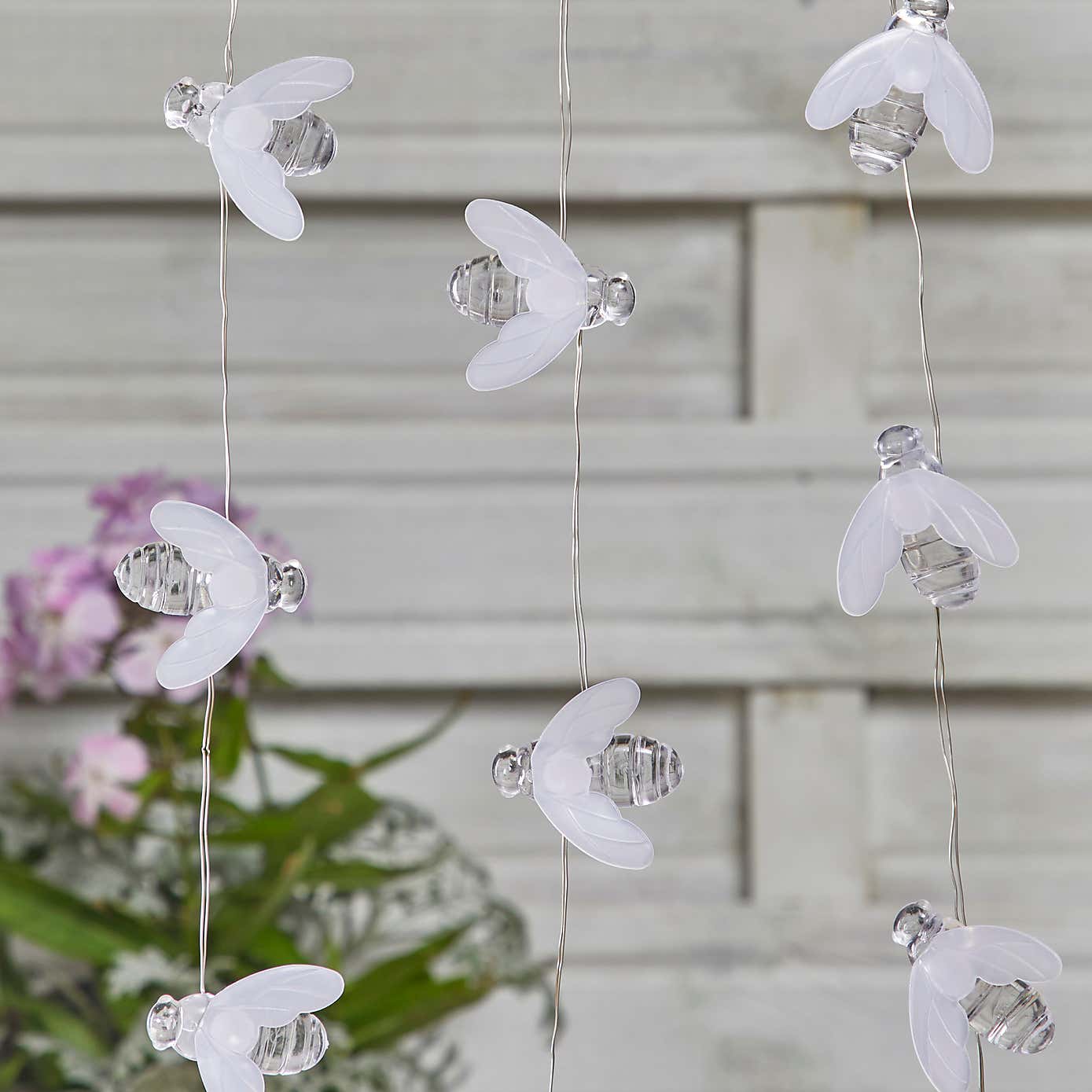 2m 20 LED Bumblebee Outdoor String Lights