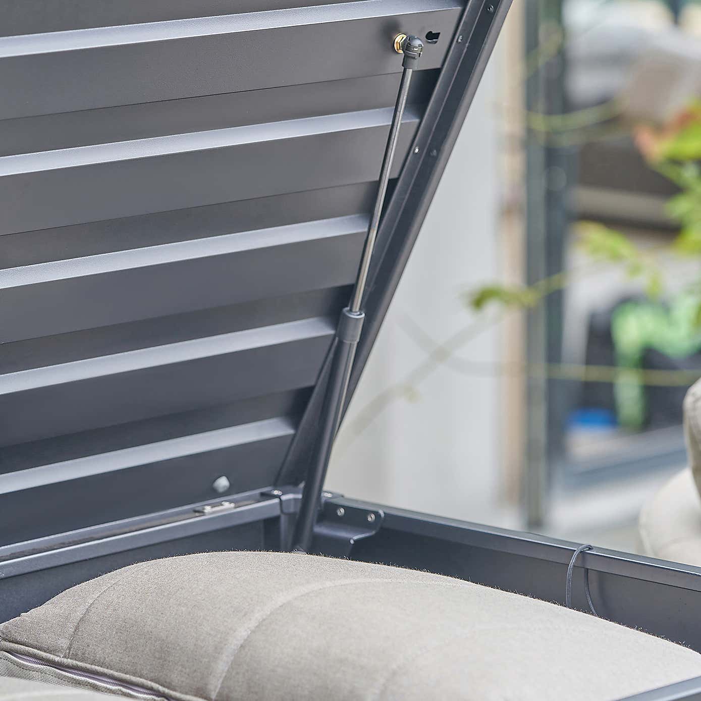 Pacific Lifestyle Rhode Island Large Galvanised Steel Cushion Box