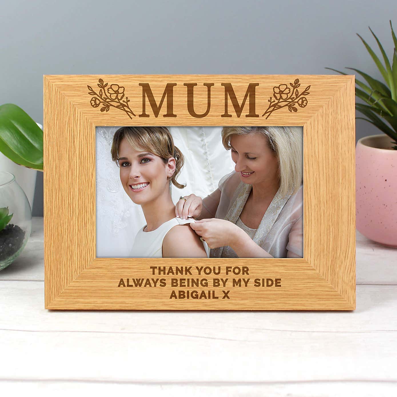Personalised Floral Mum Oak Effect Landscape Photo Frame