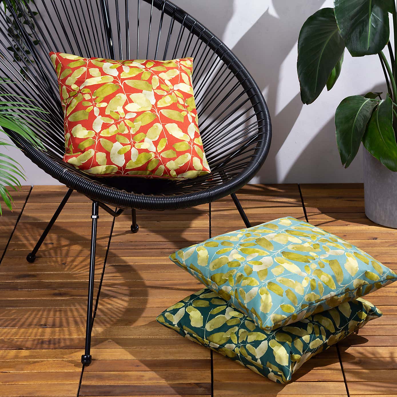 Wylder Tropics Lorena Outdoor Cushion