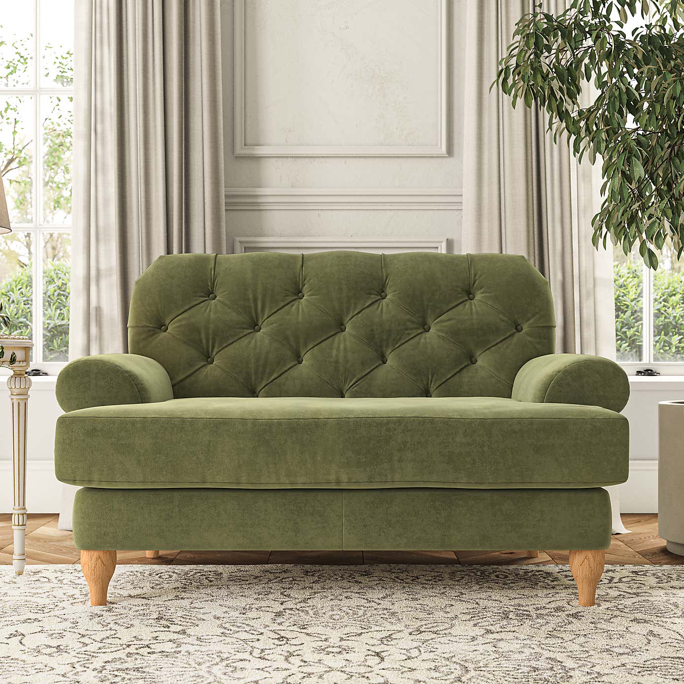 Canterbury Snuggle Chair