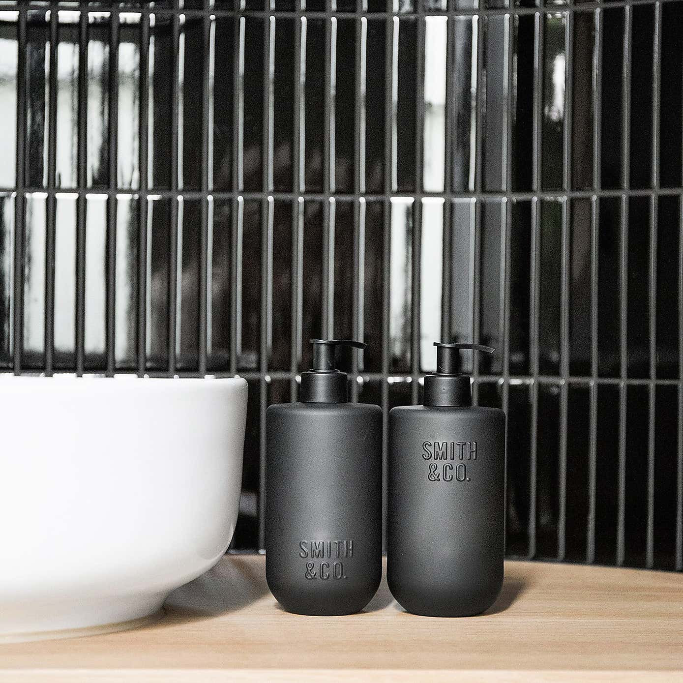 Smith & Co Tabac & Cedar Wood Hand & Body Wash