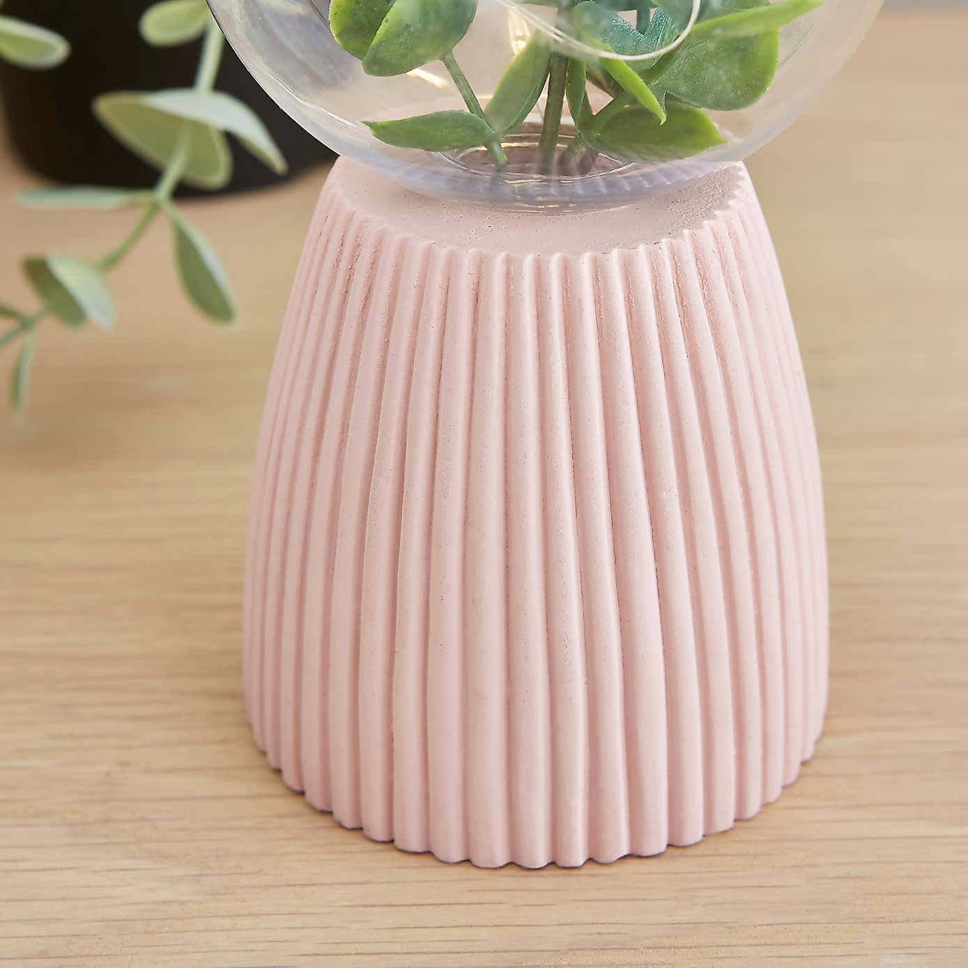 Faux Terrarium Ribbed Battery Lamp