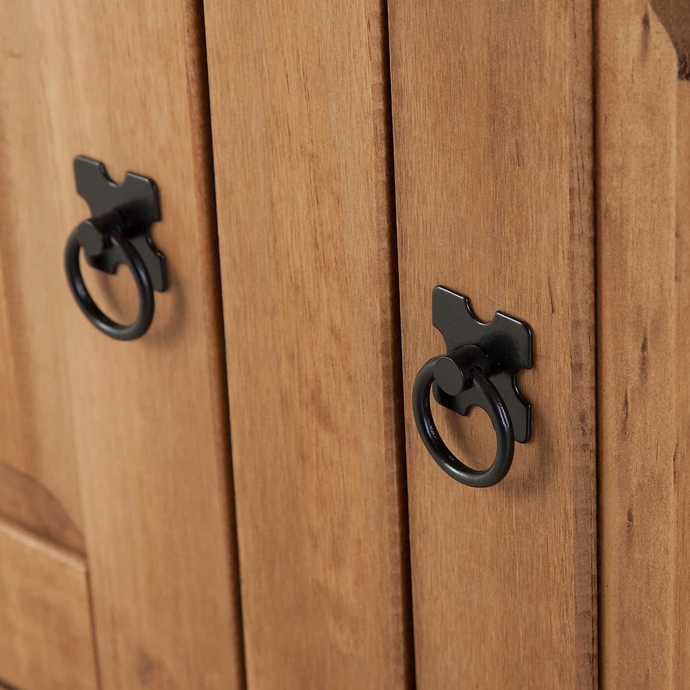 Corona Pine Dresser Unit