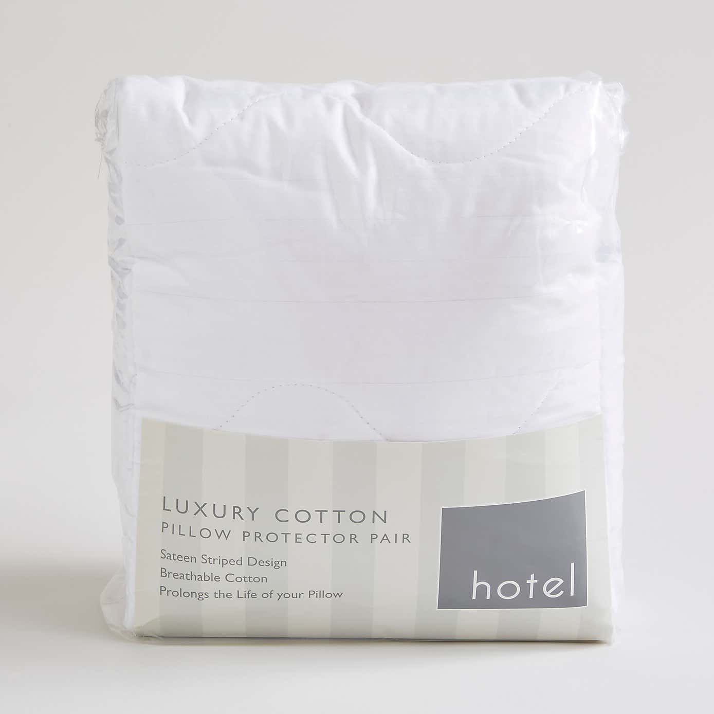 Hotel Pack of 2 Luxury Cotton Anti Allergy Pillow Protectors