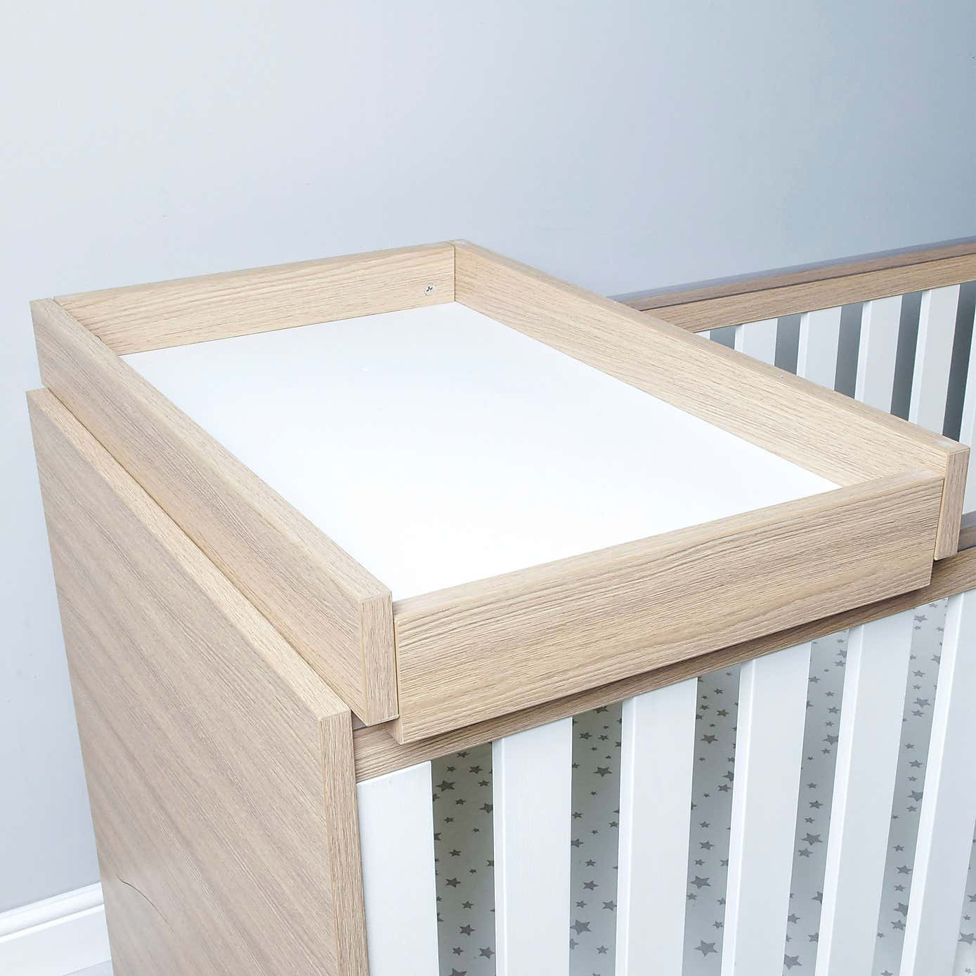 Babymore Luno Veni Cot Top Changer
