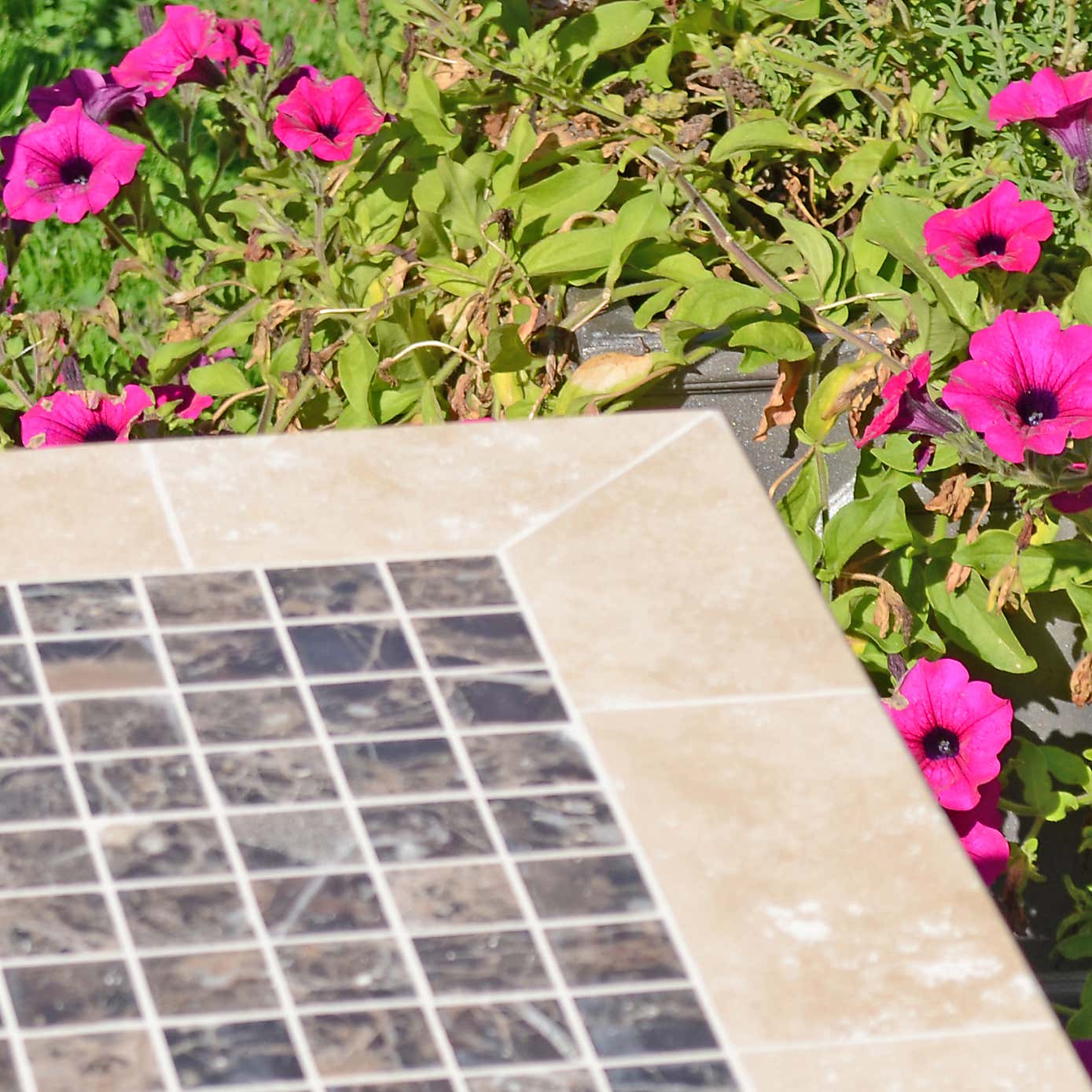 Wilmington Dining Table