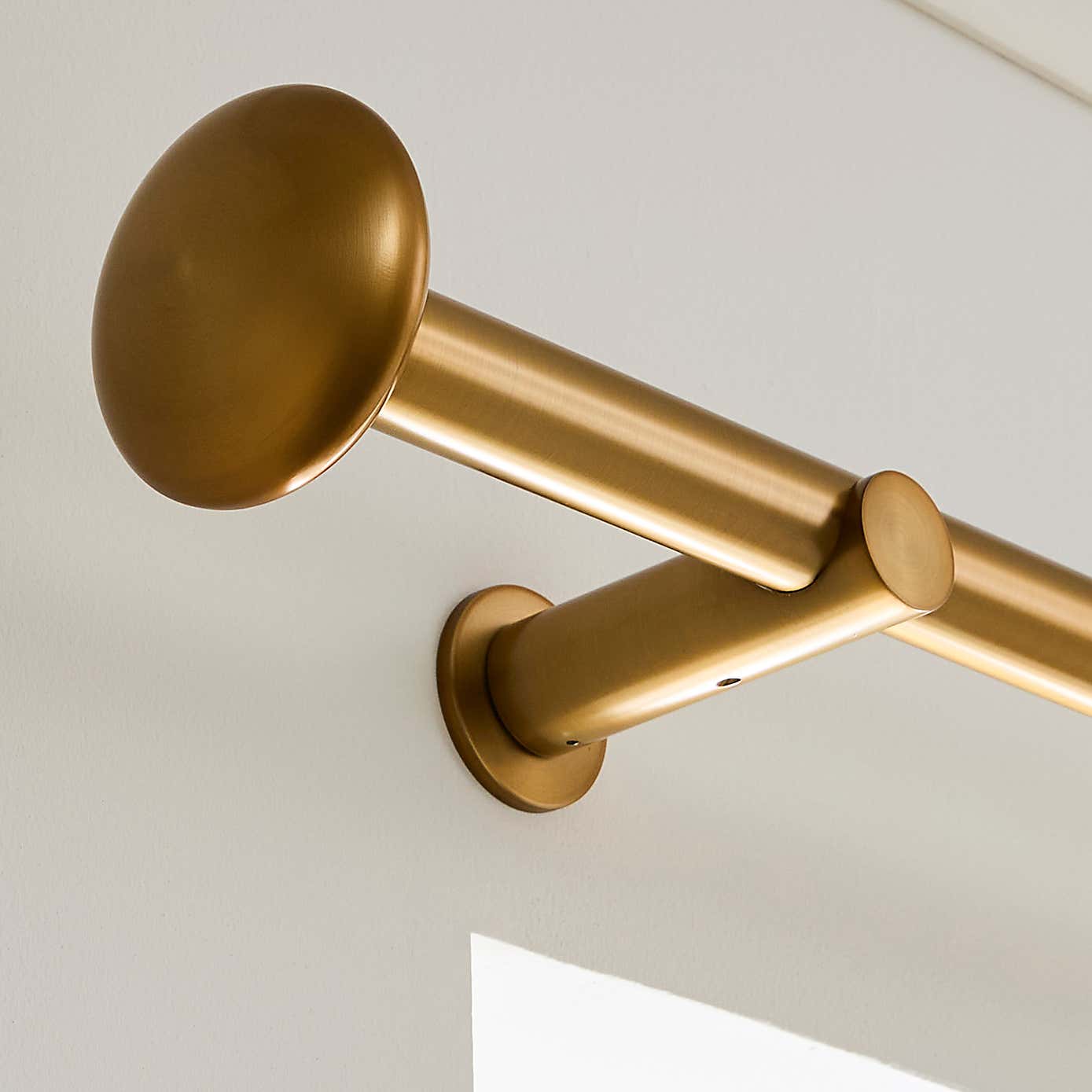 Pebble Fixed Metal Curtain Pole with Rings