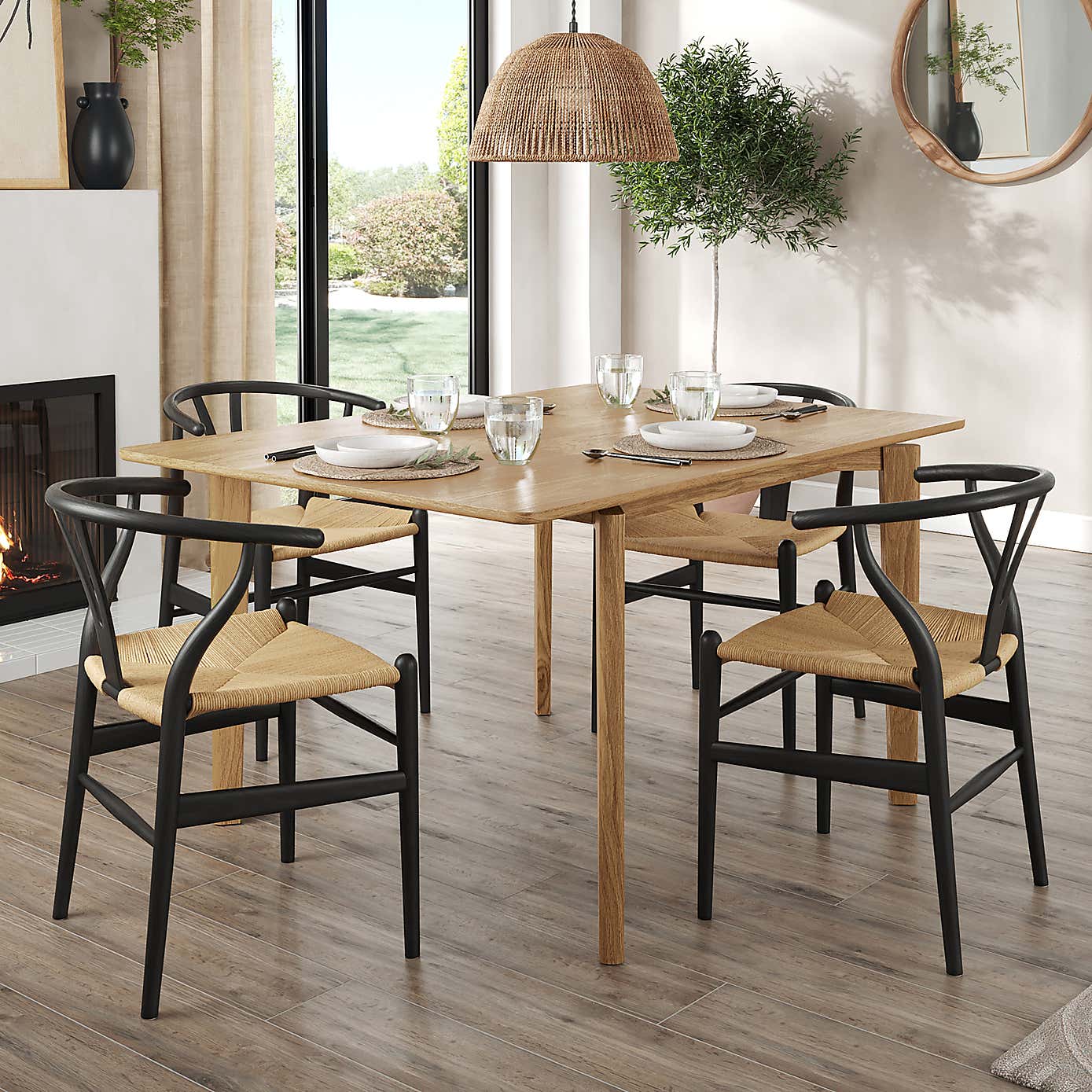 Hudson Square Extendable Dining Table