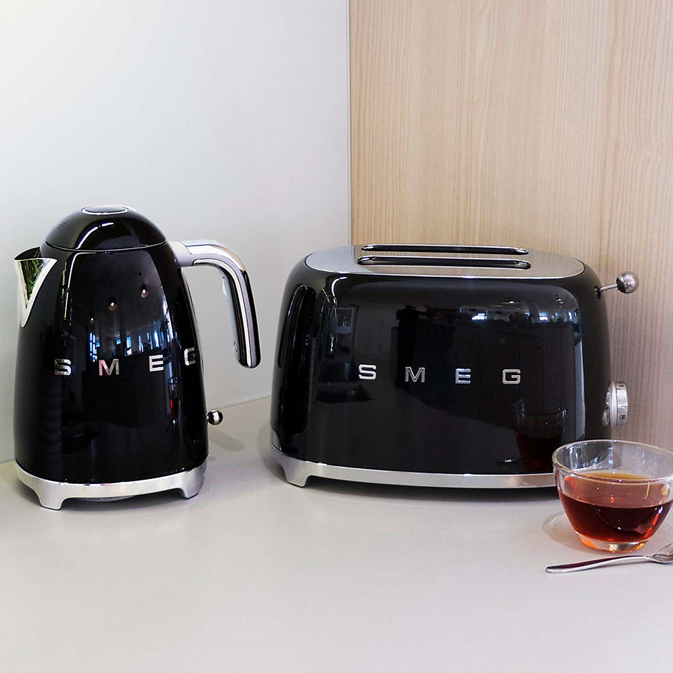 SMEG 2 Slice Toaster