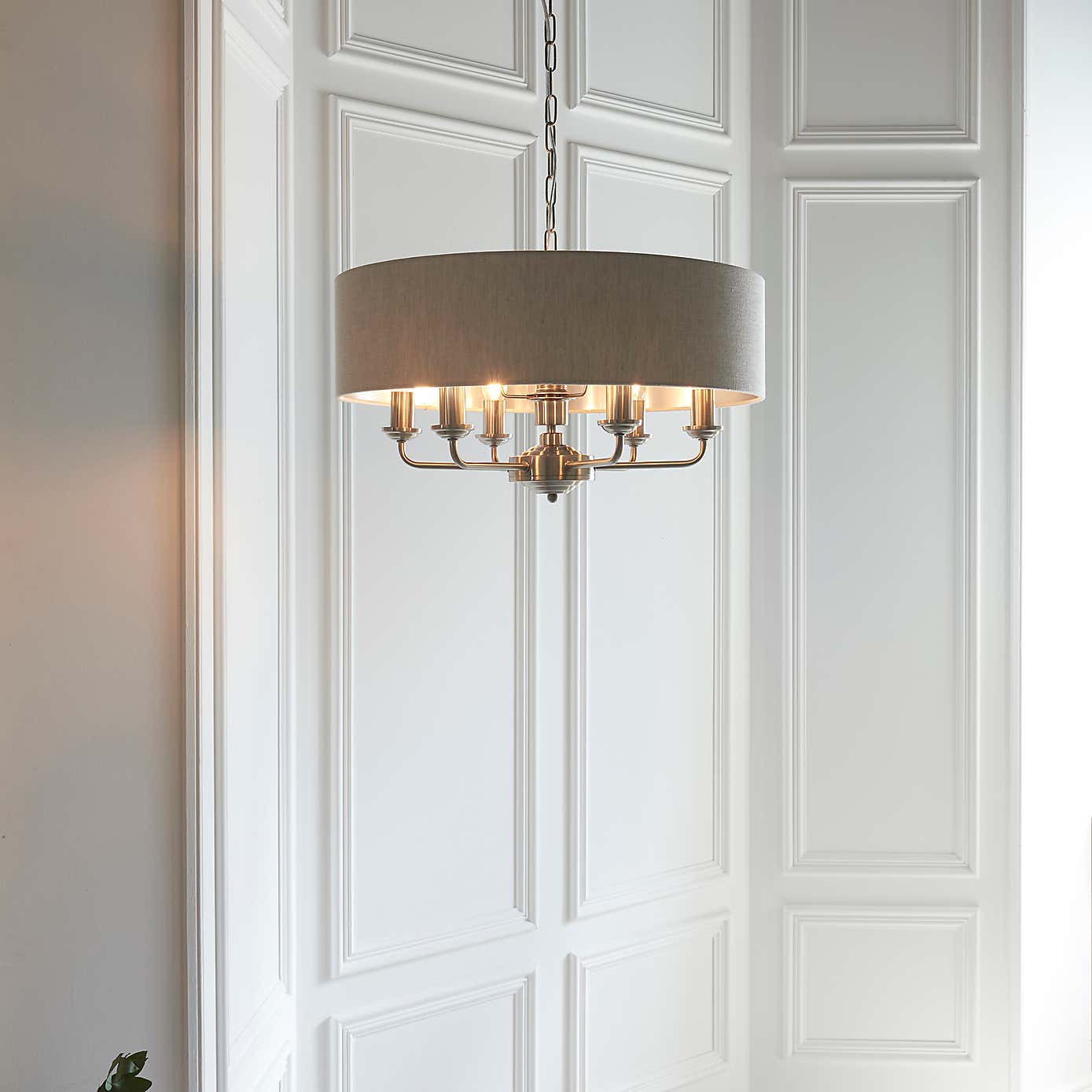Vogue Sandringham 6 Light Pendant Light