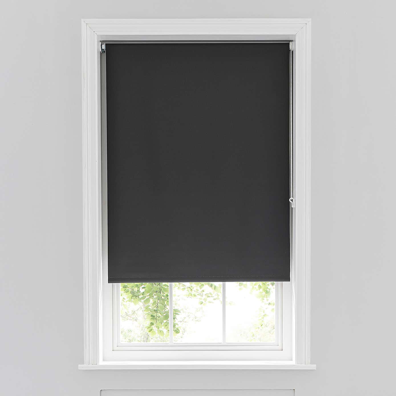 Blackout Moisture Resistant Roller Blind
