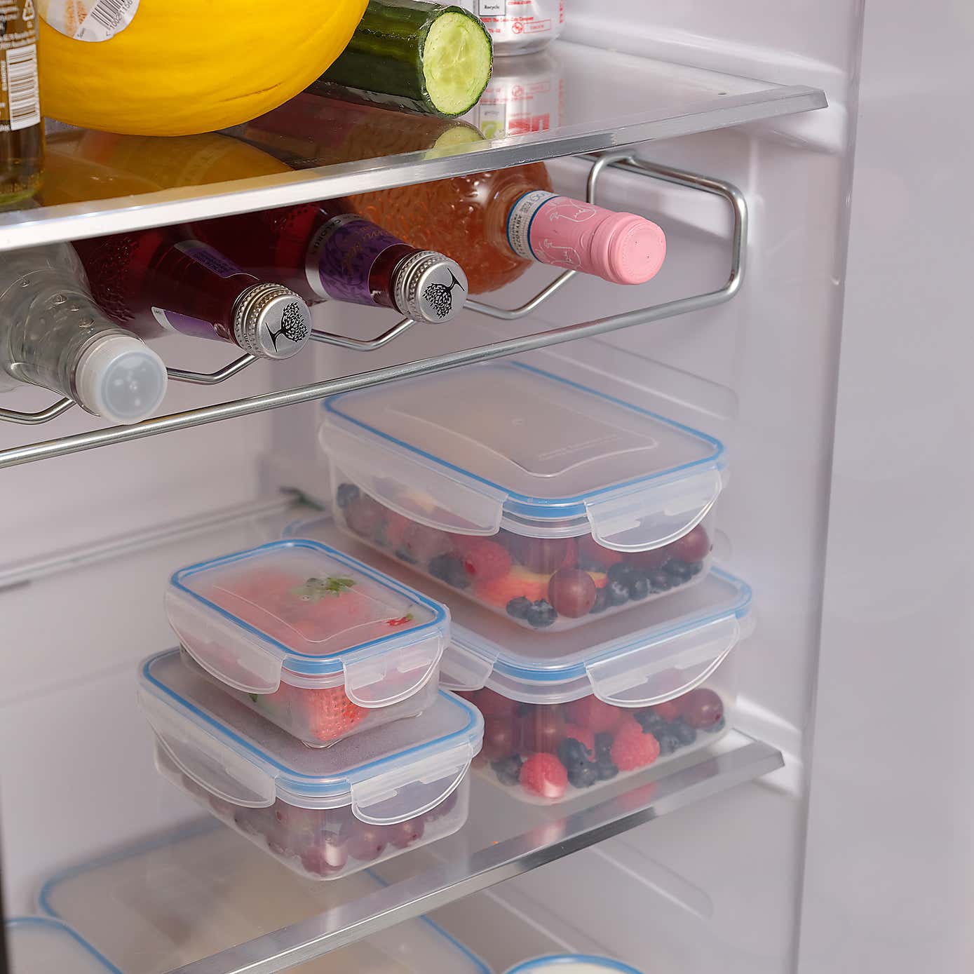 ADDIS Set of 4 Rectangular Clip Tight Assorted Storage Containers