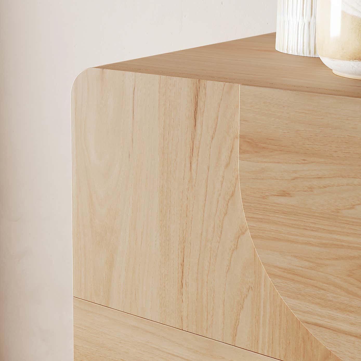 Aldo 4 Drawer Chest, Light Oak