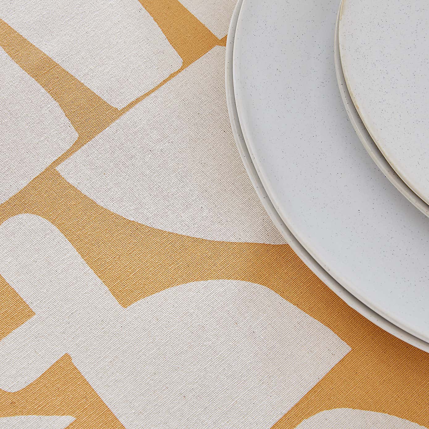 Cali Table Runner