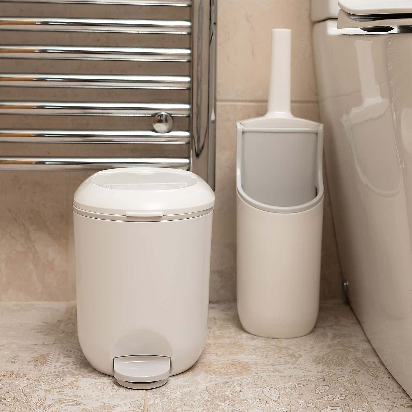 Addis White 4 Litre Pedal Bin