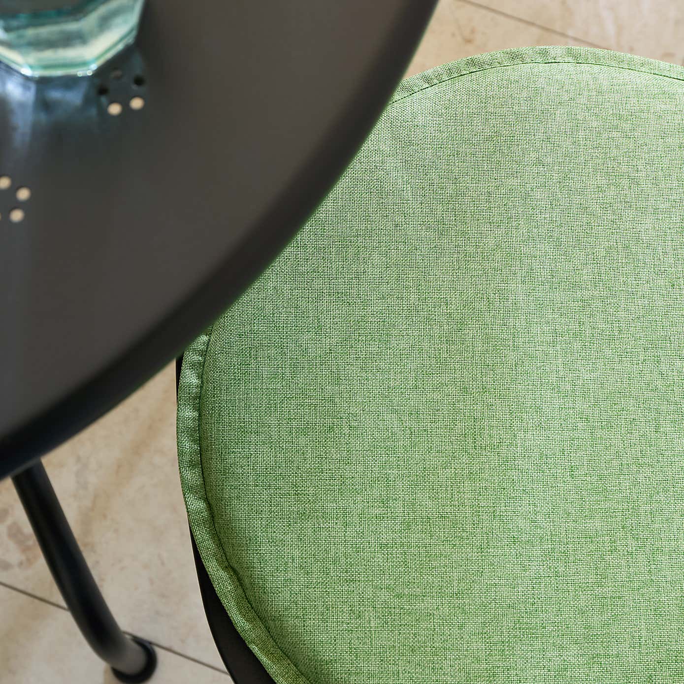 Set of 2 Water Resist Round Seat Pads