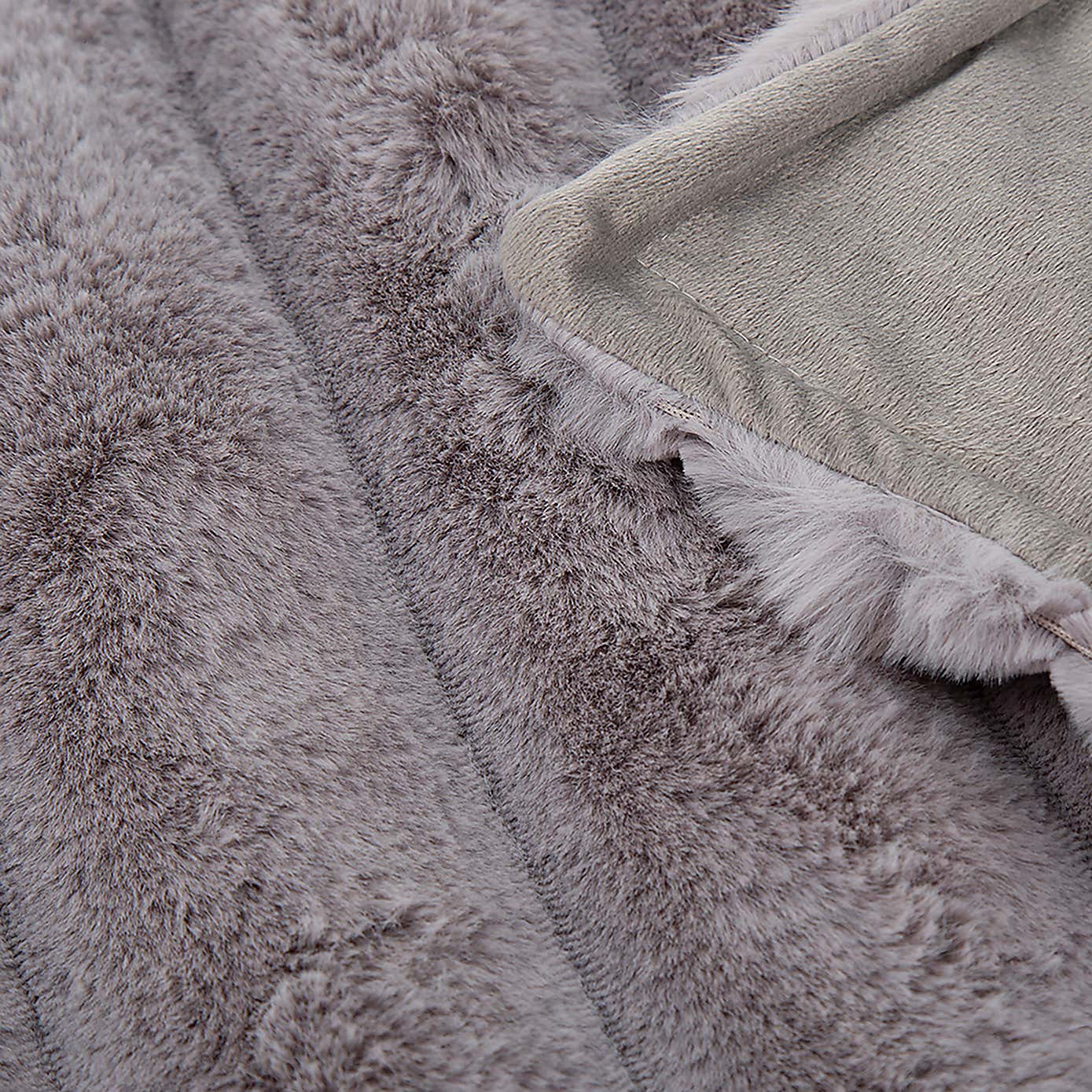 Scruffs Luxurious Aspen Pet Blanket