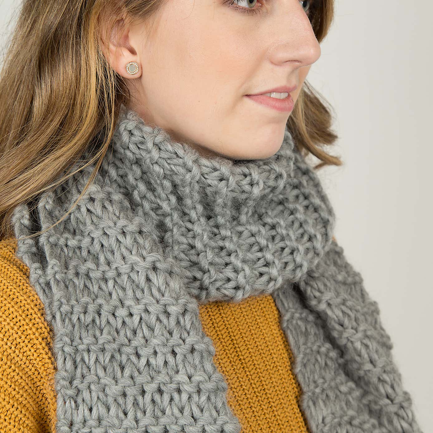 Wool Couture Linda’s Grey Scarf Knitting Kit