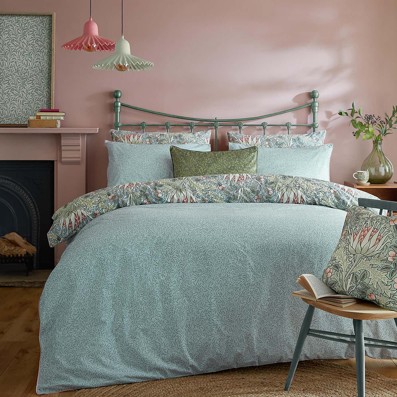 William Morris Artichoke 100% Cotton Duvet Cover and Pillowcase Set