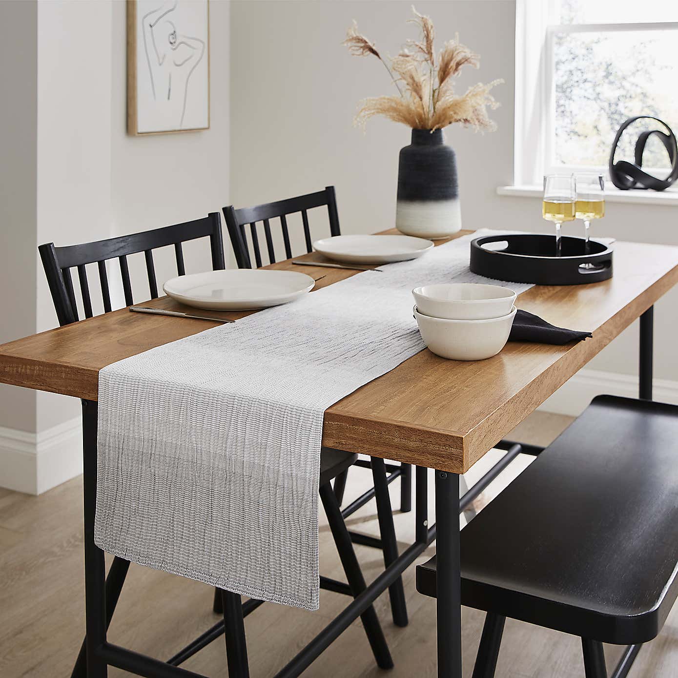 Better Dining Grey Crinkle Table Runner