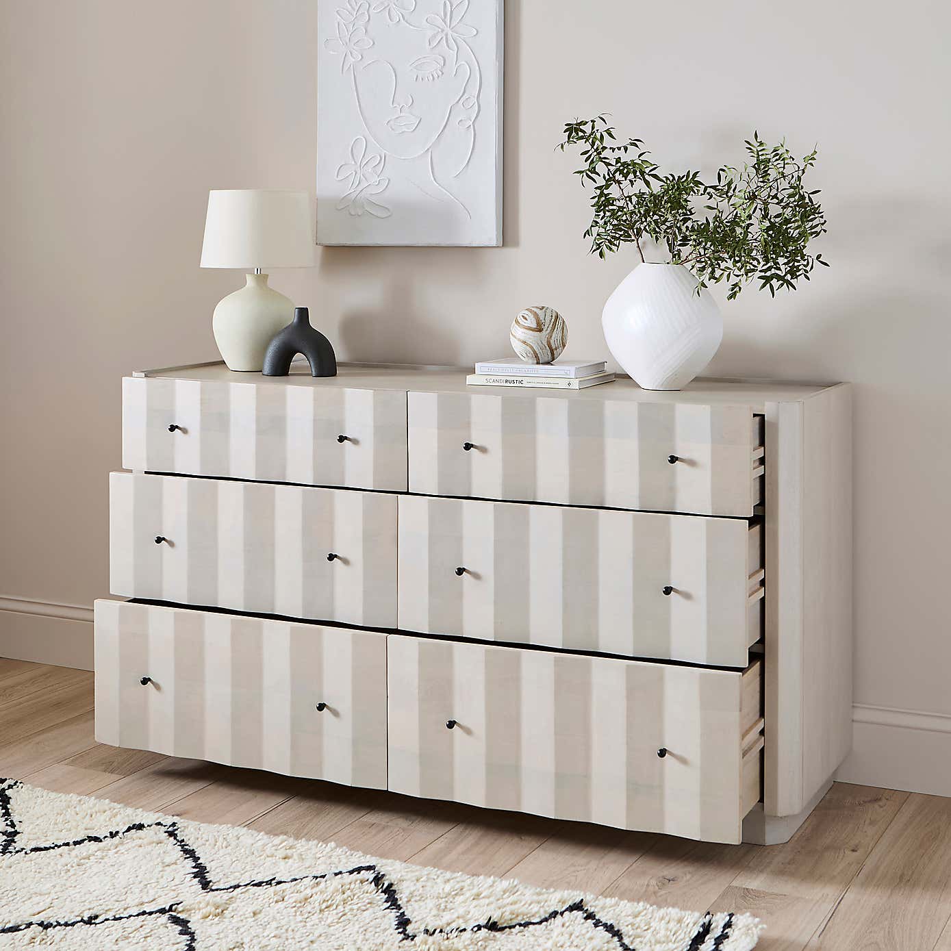 Willa 6 Drawer Chest