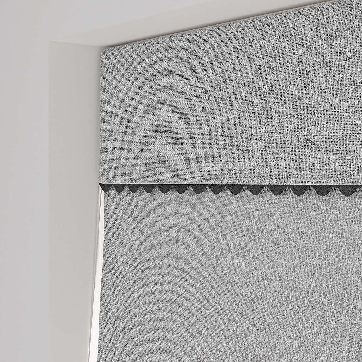 Luna Scallop Blackout Roman Blind