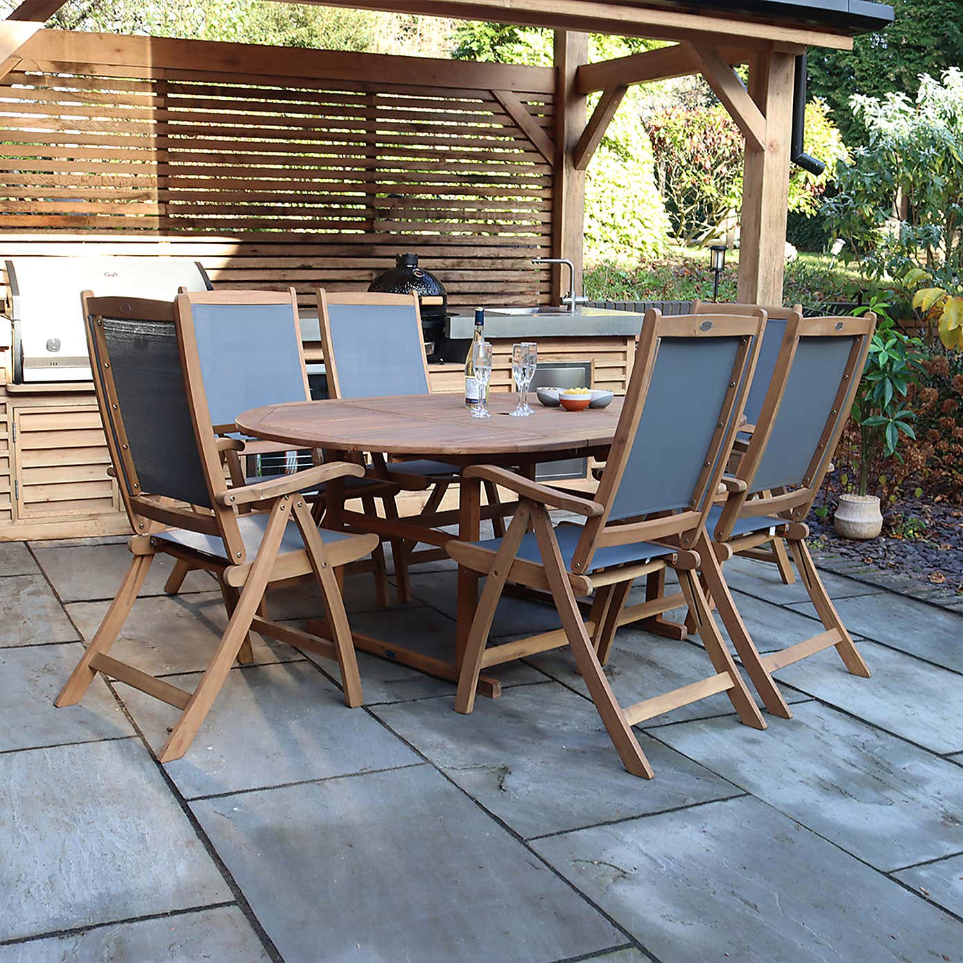 Turnbury Extendable 6 Seater Outdoor Recliner Set