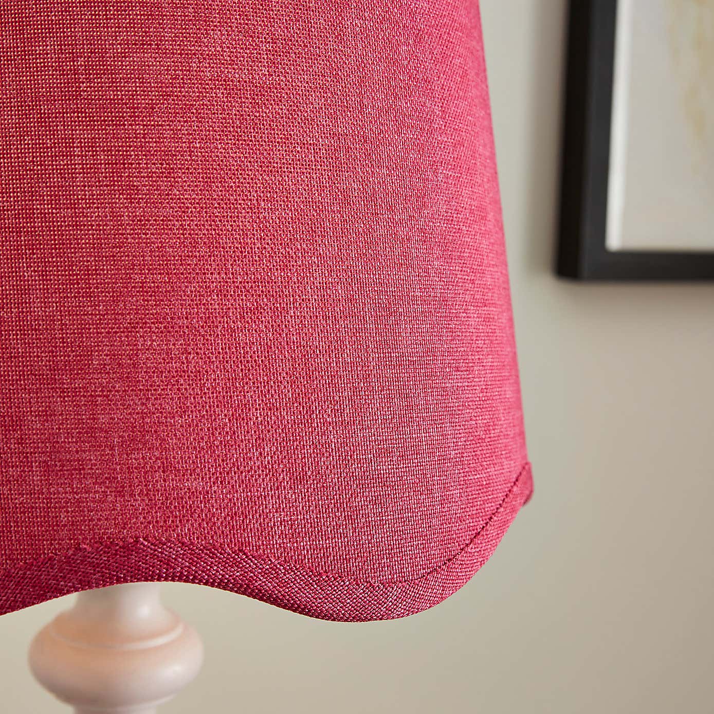Scalloped Edge Linen Lamp Shade