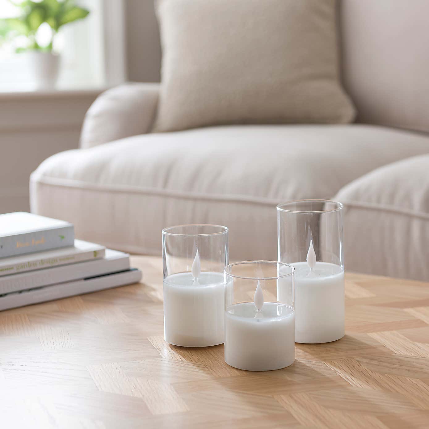 Set of 3 LED Glass Pillar Candles