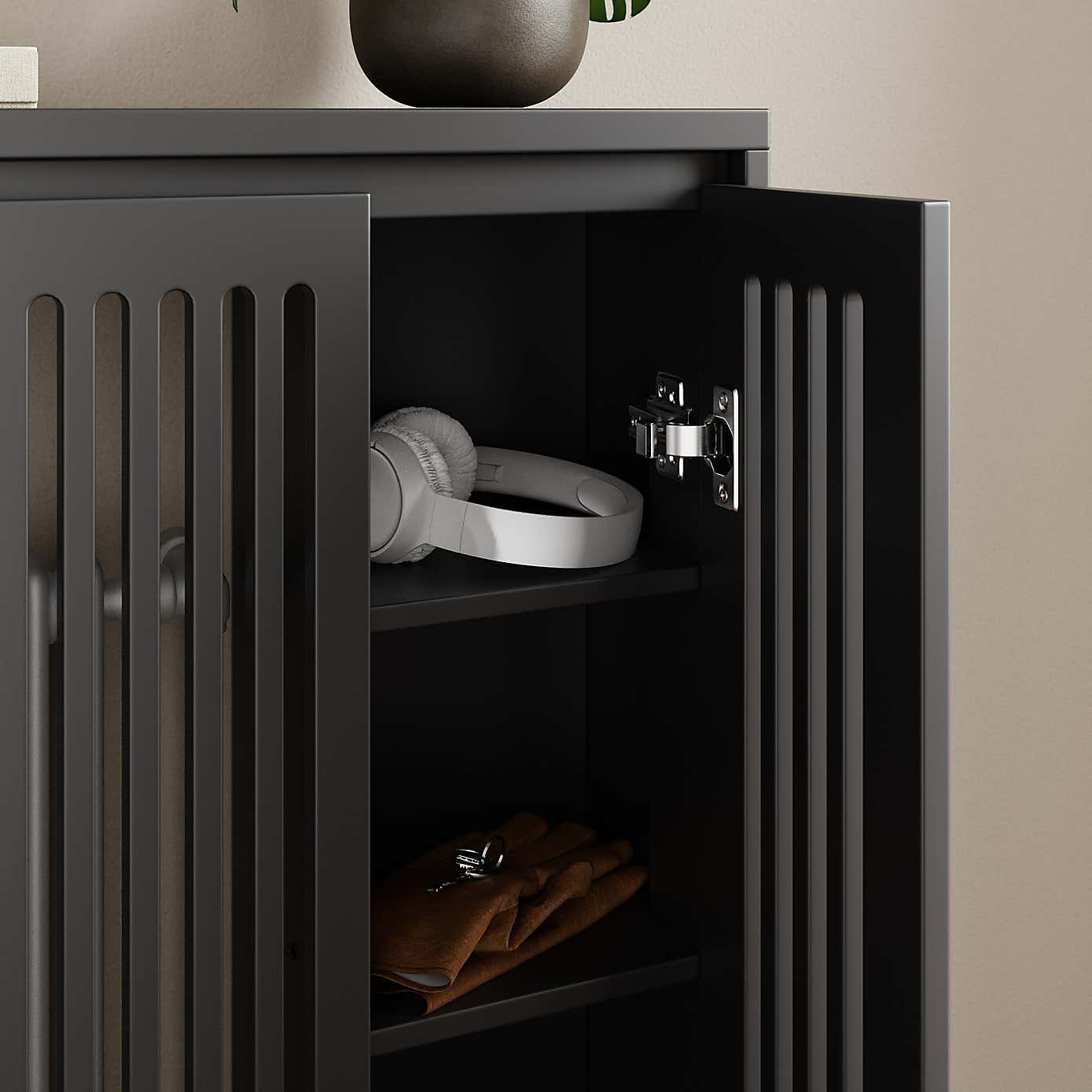 Mary Radiator Cover with Storage