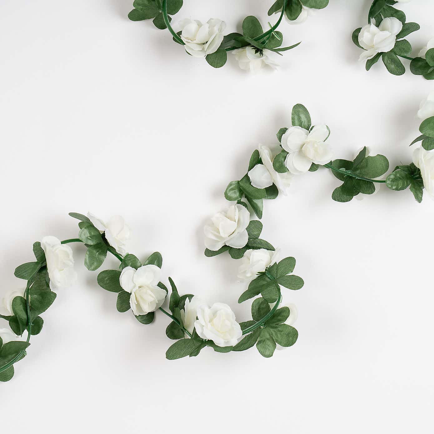 Set of 6 Artificial Mini Rose Garlands