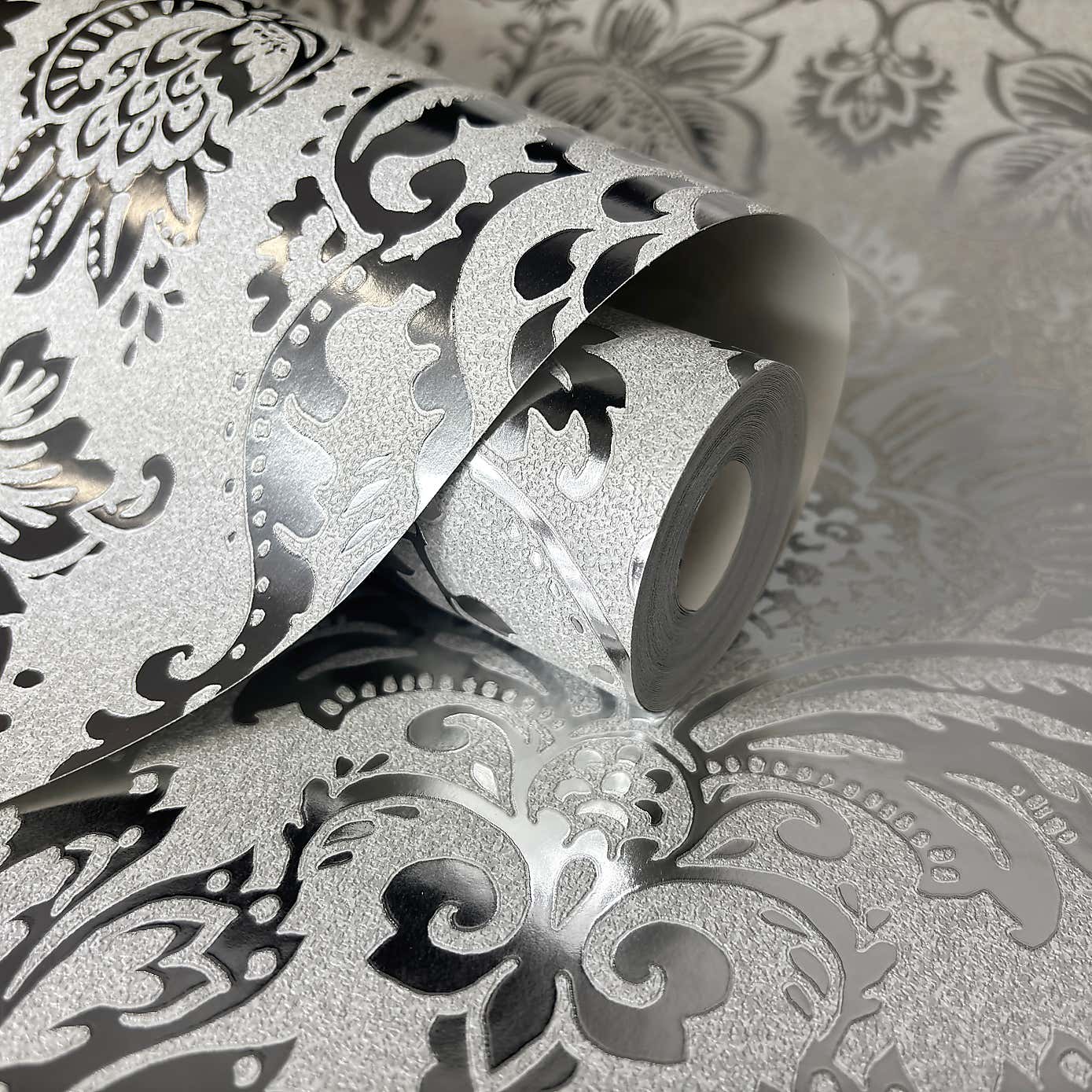 Platinum Damask Silver Vinyl Wallpaper