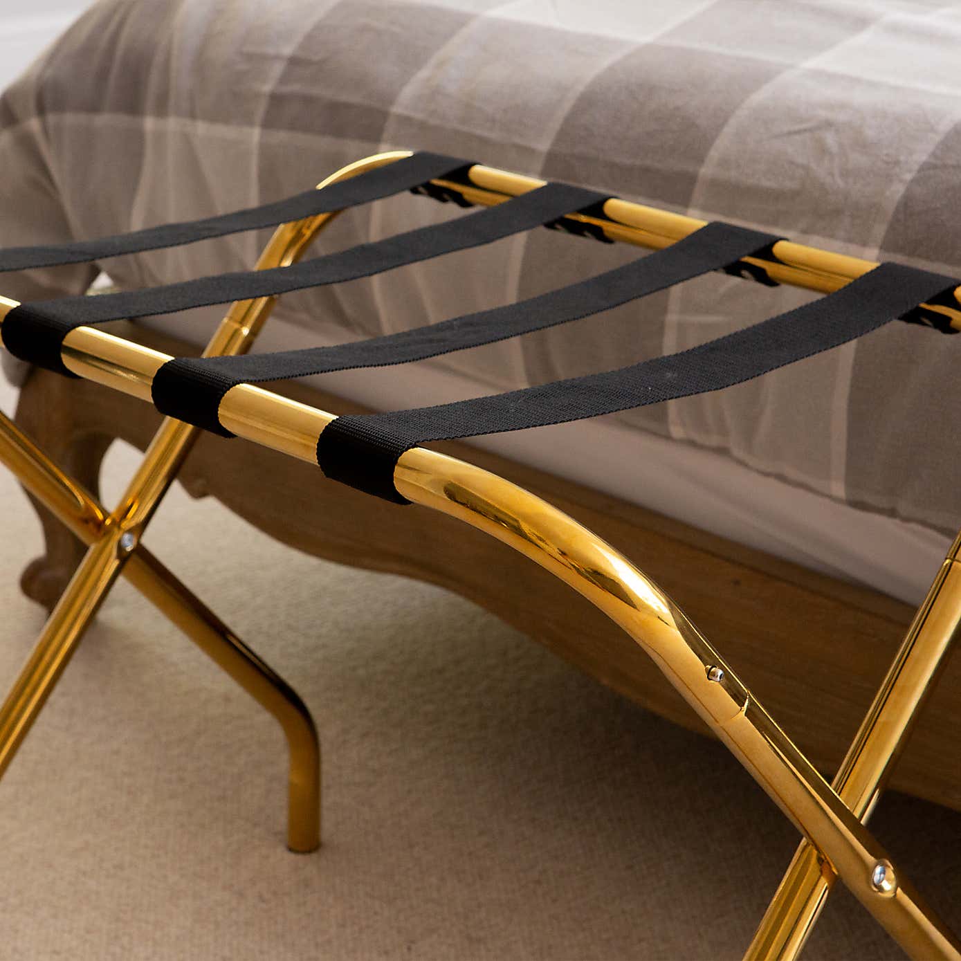 Harbour Housewares Luggage Rack