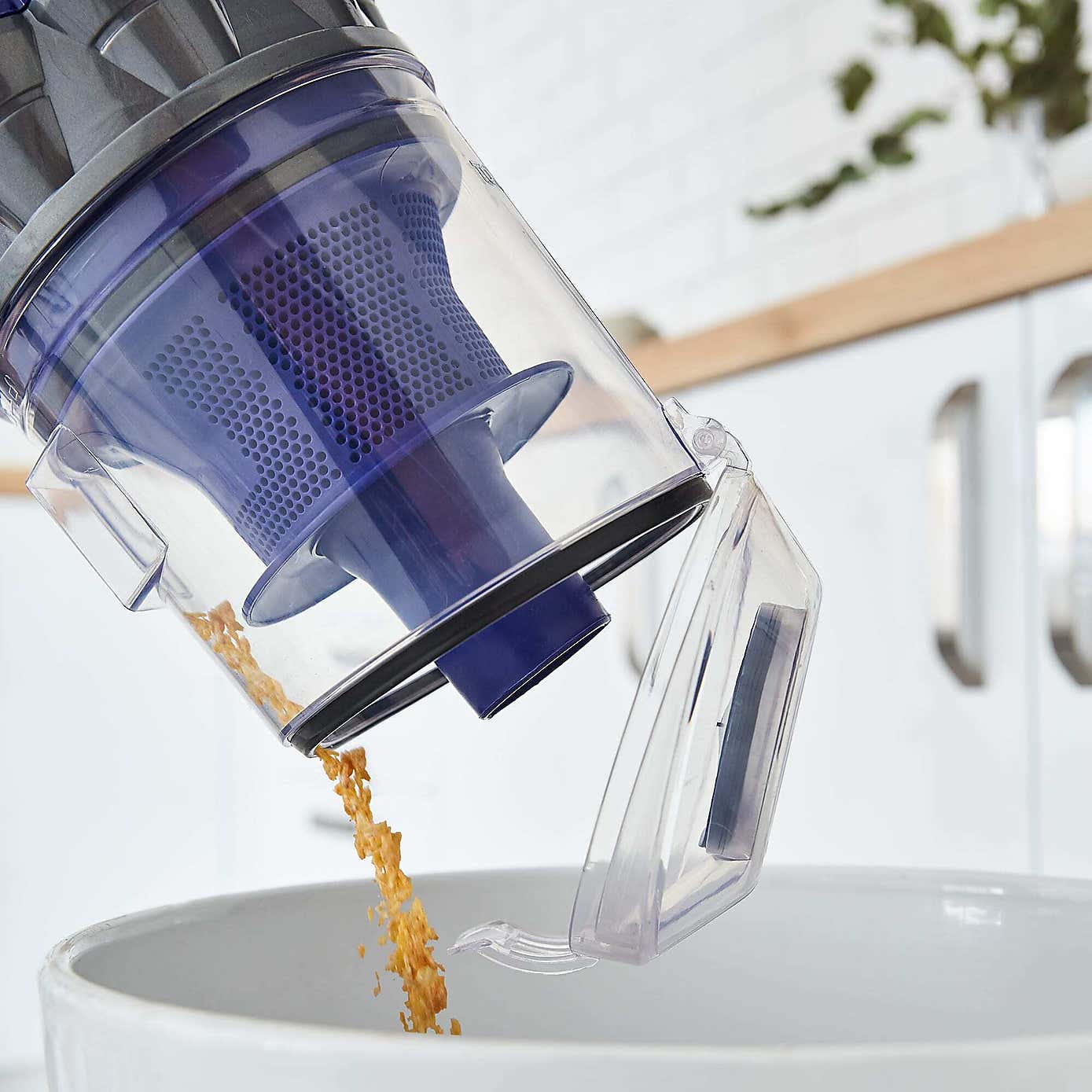 TOWER Cylinder Vacuum