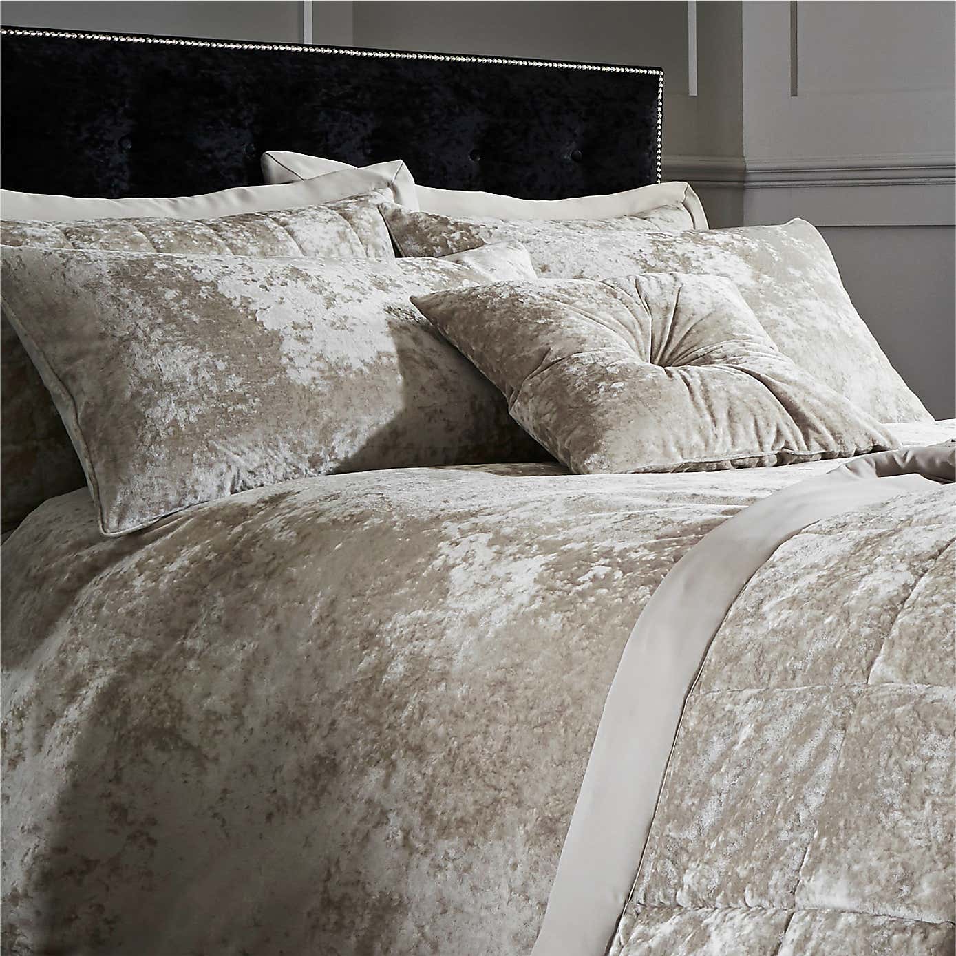Catherine Lansfield Crushed Velvet Duvet Cover and Pillowcase Set