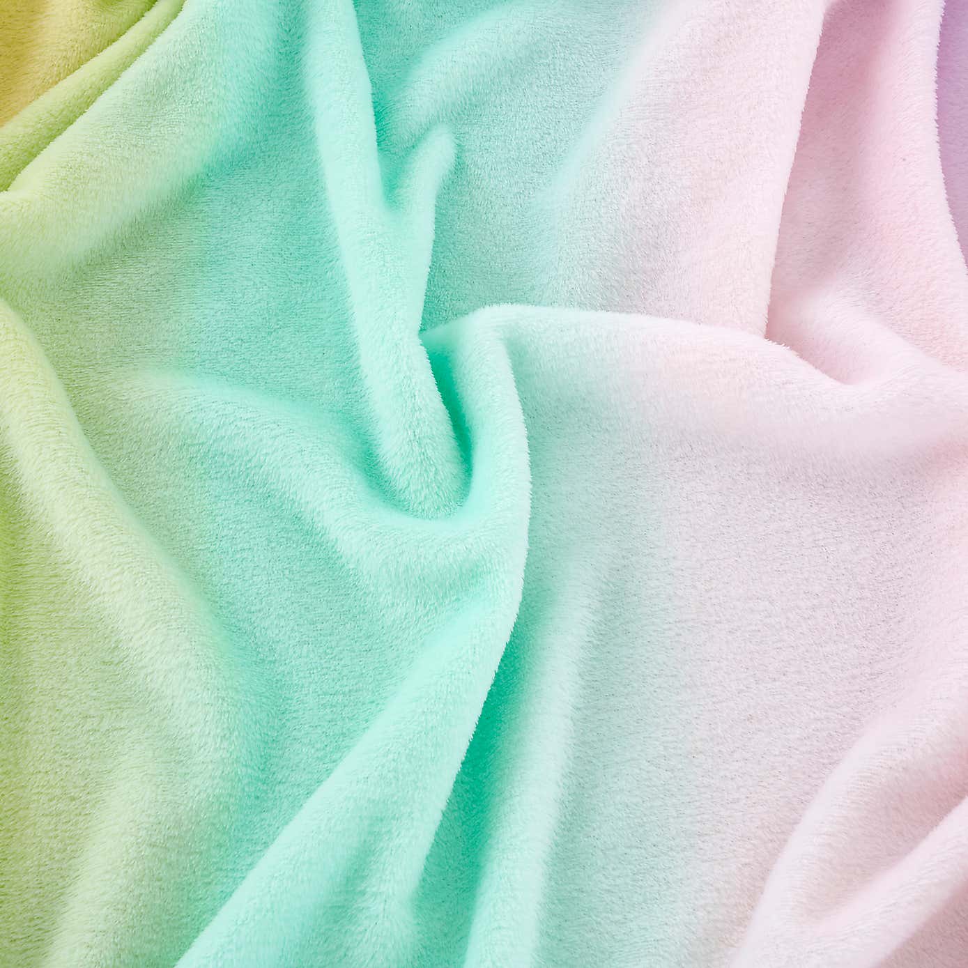 Pastel Ombre Fleece Throw
