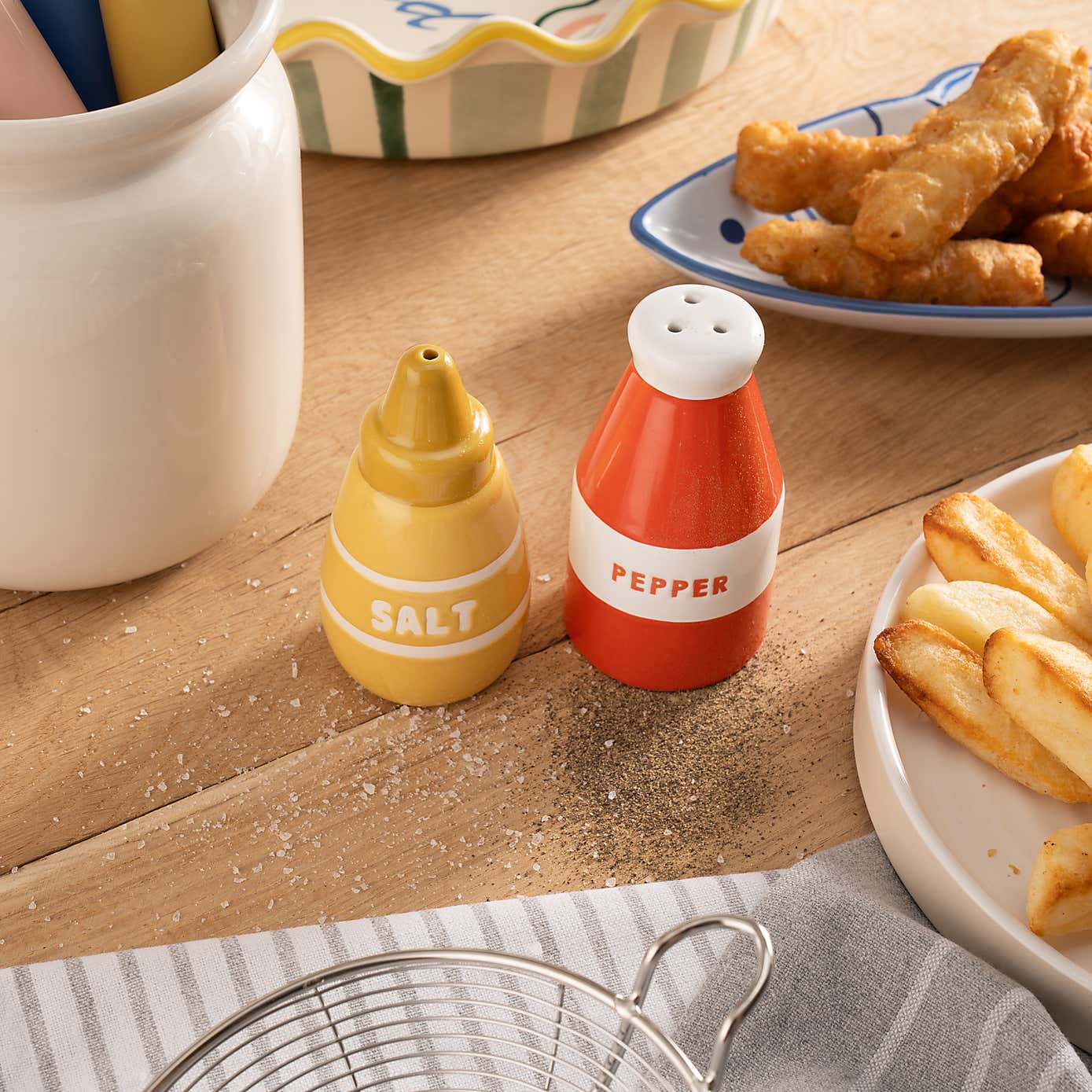 Salt and Pepper Shaker