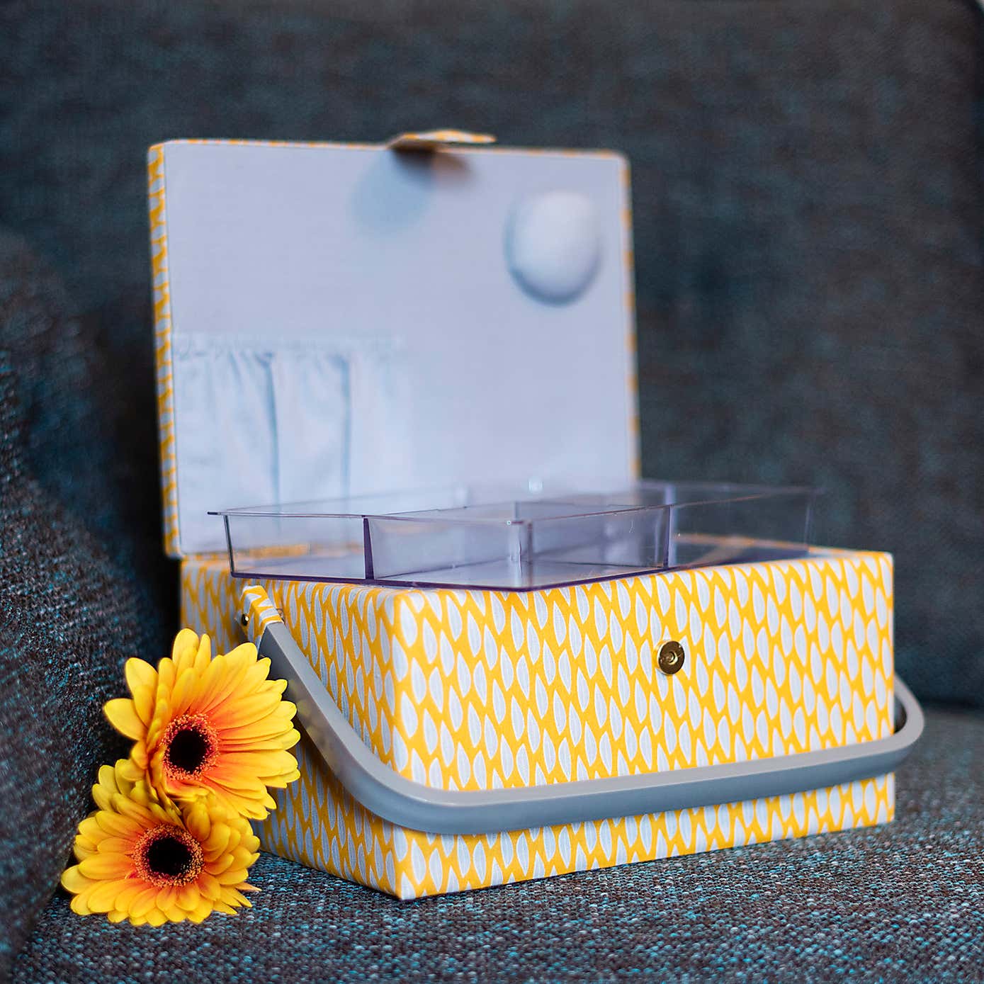 Small Leaf Sewing Box