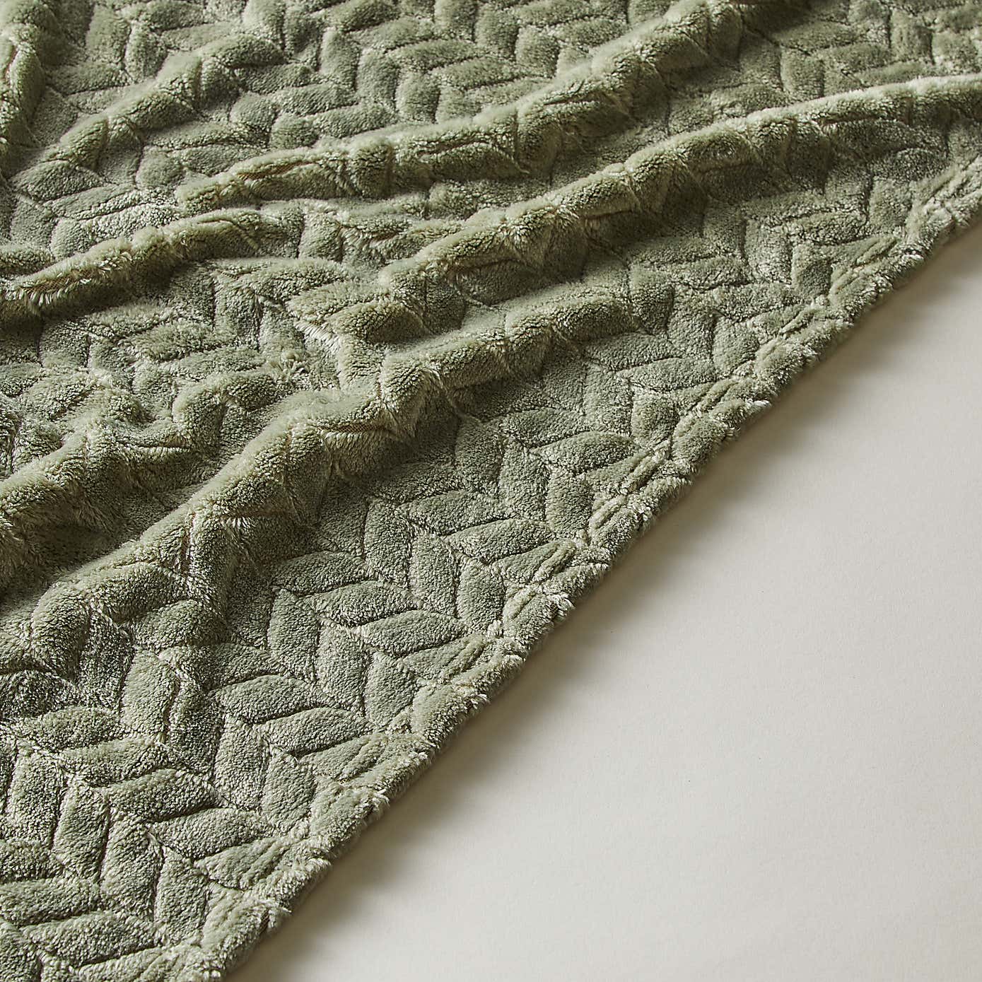 Amelia Recycled Throw, 200cm x 200cm