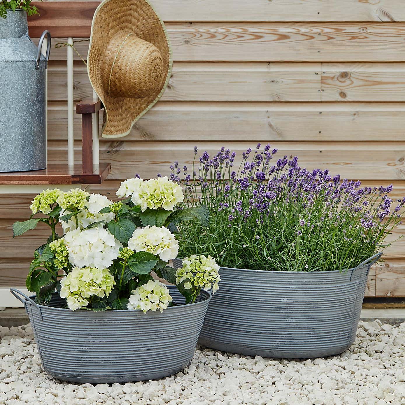 Matlock Outdoor Oval Planter