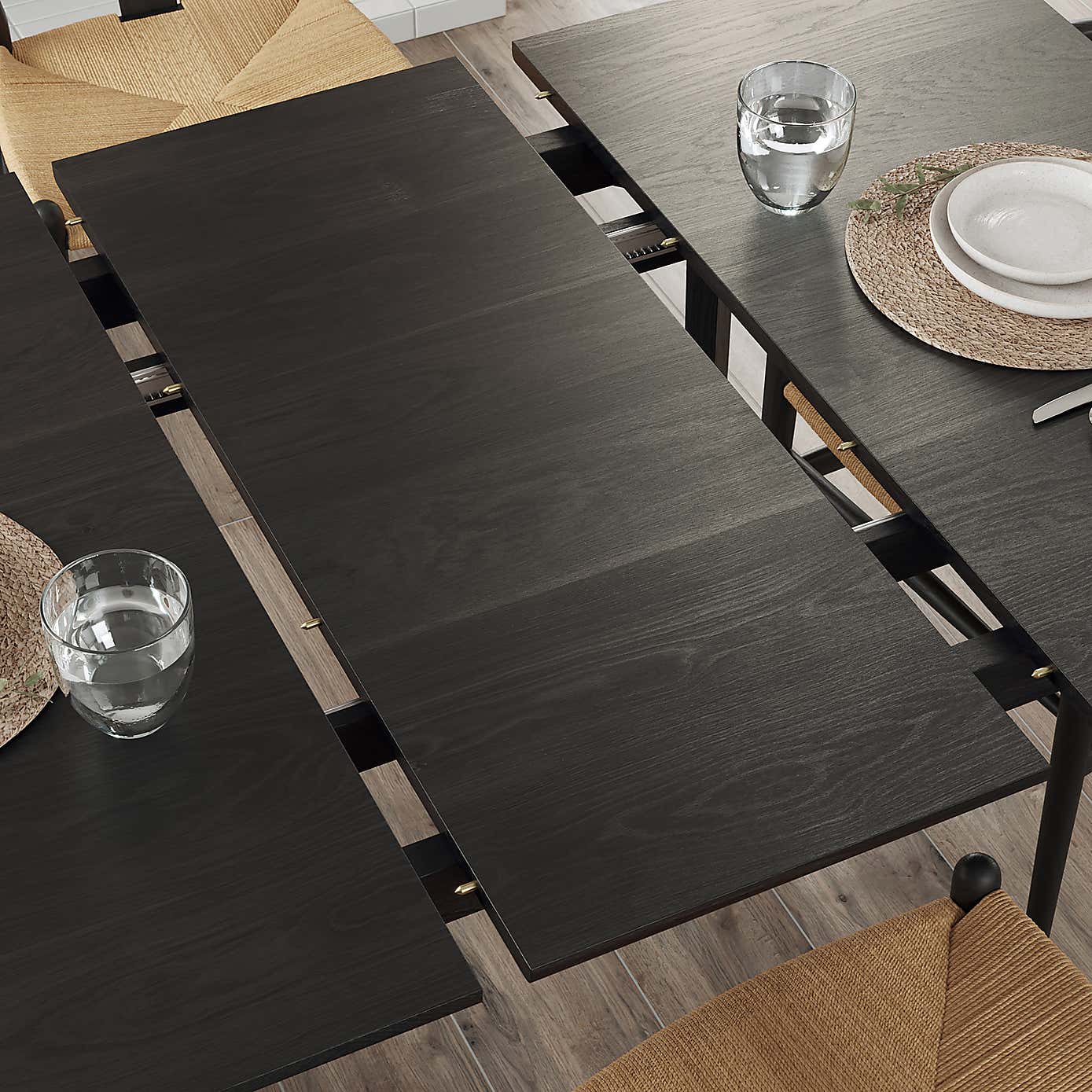 Hudson Square Extendable Dining Table