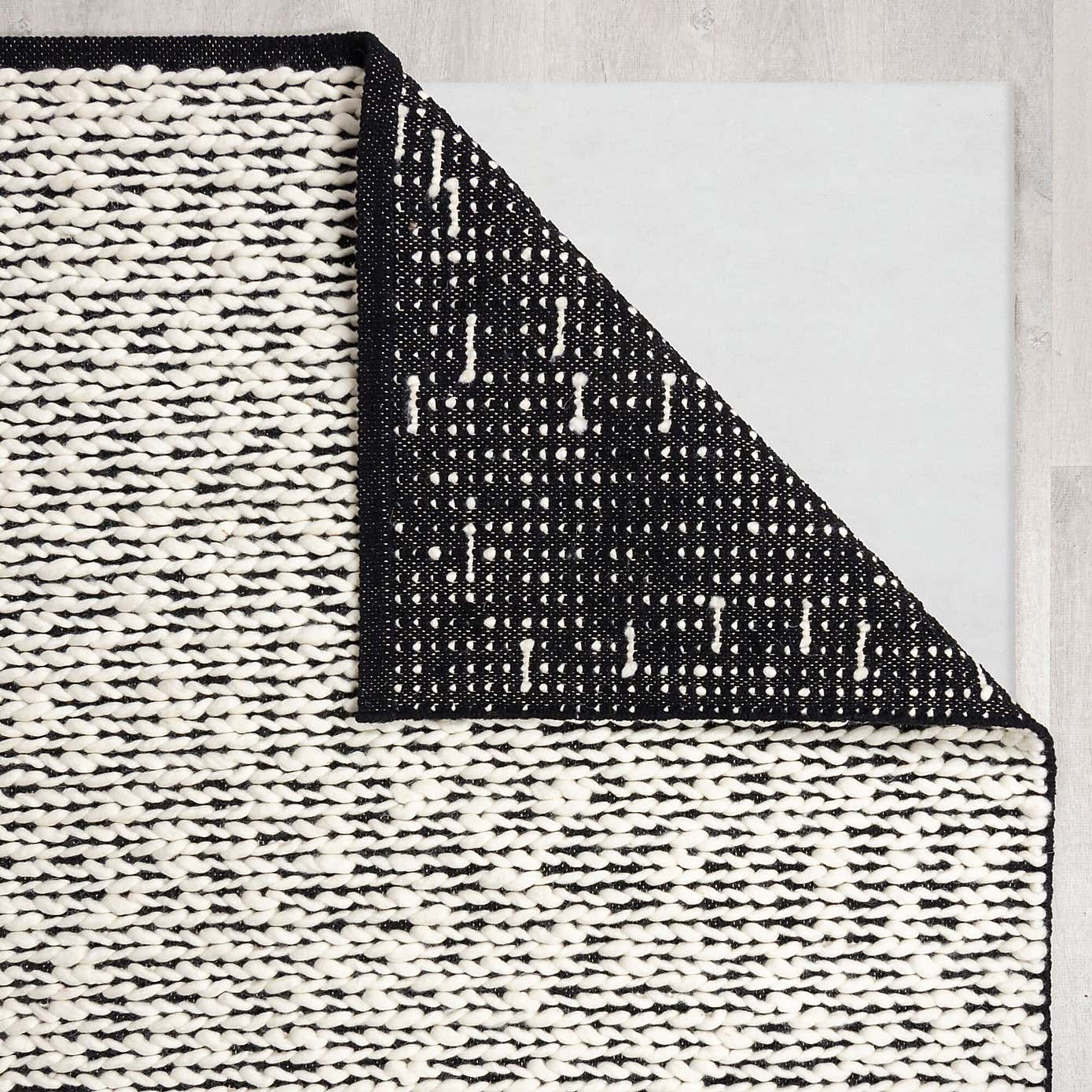 Braided Wool Textured Monochrome Rug