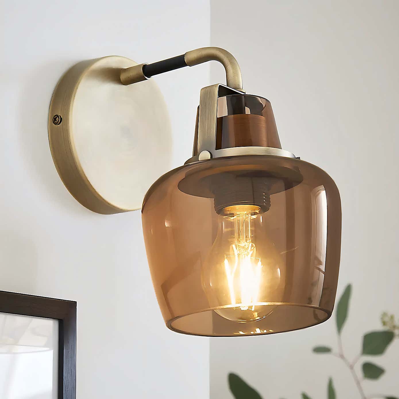 Auburn Metal Wall Light