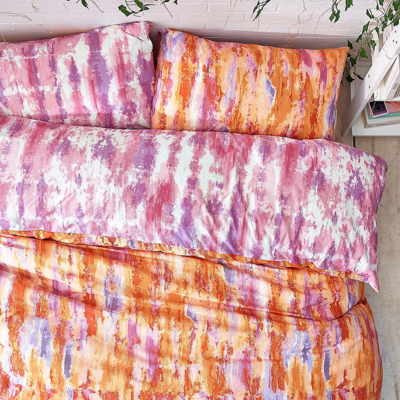 Style Lab Tie Dye Duvet Cover and Pillowcase Set
