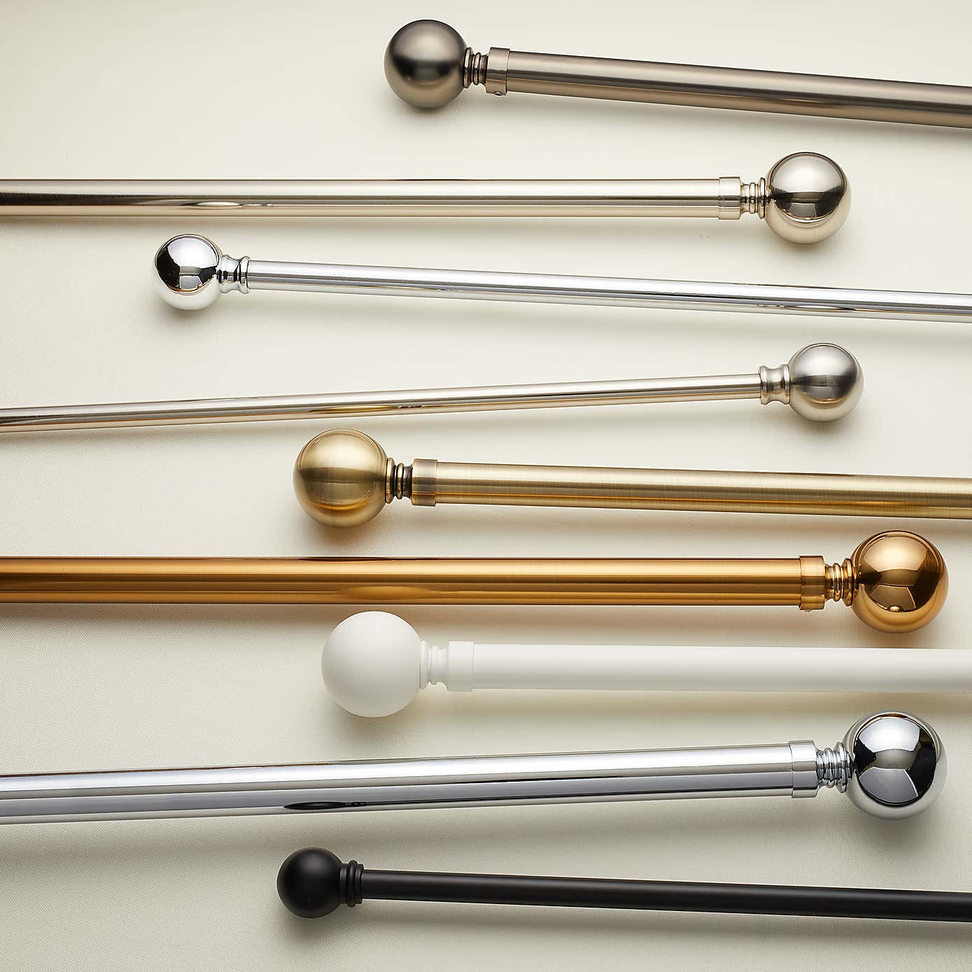 Ashton Metal Extendable Curtain Pole