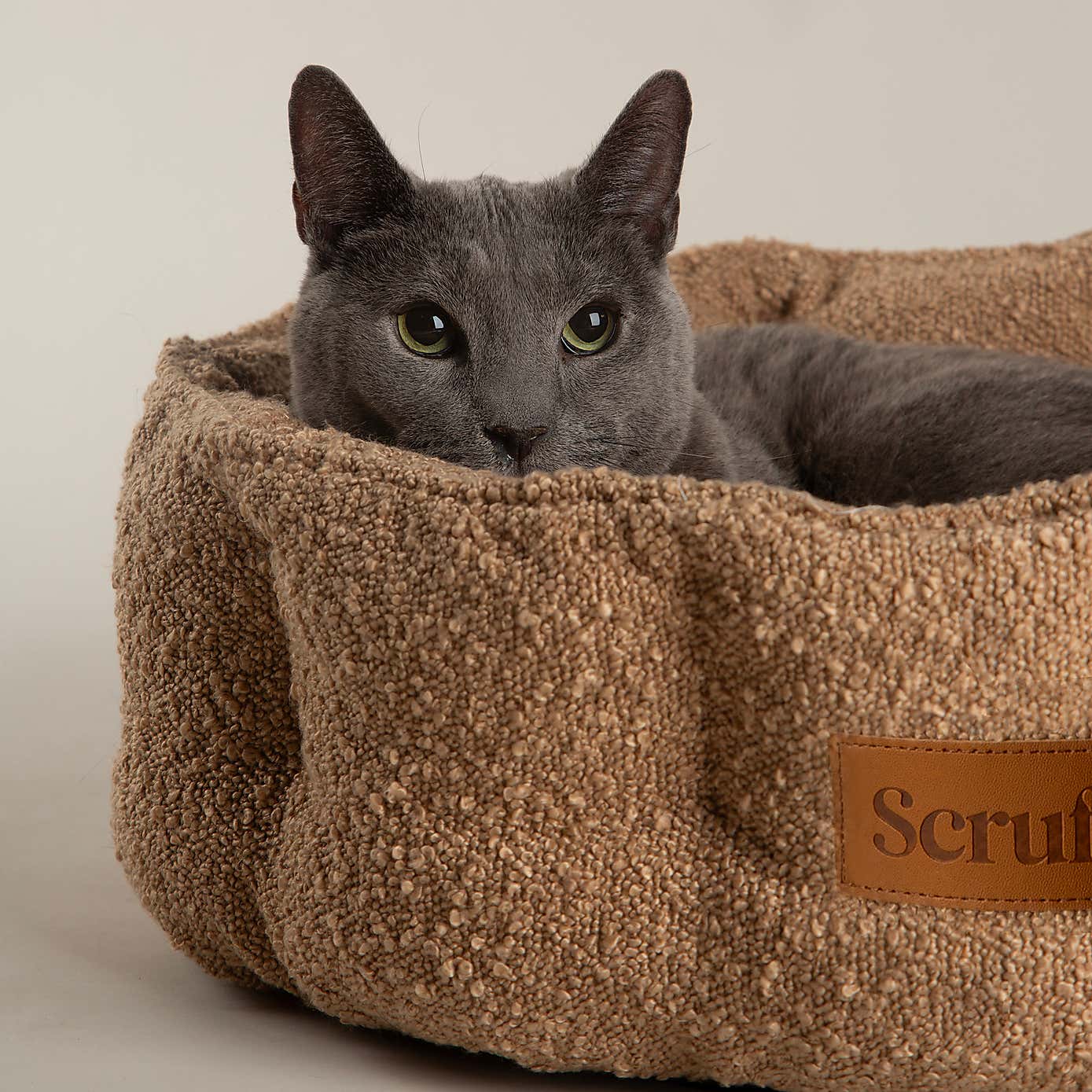 Scruffs Boucle Cat Bed